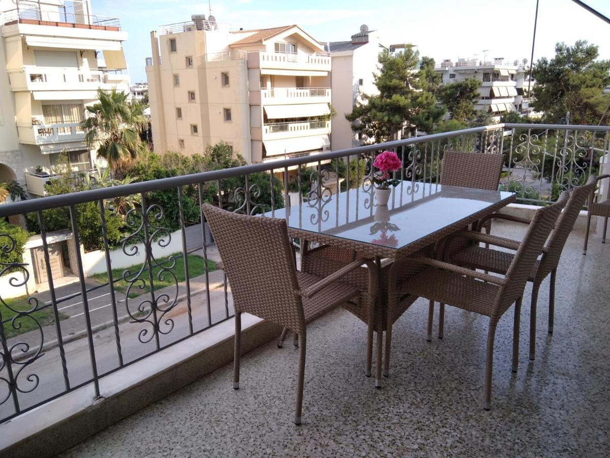 Blue Flag Glyfada Center Atenas Exterior foto